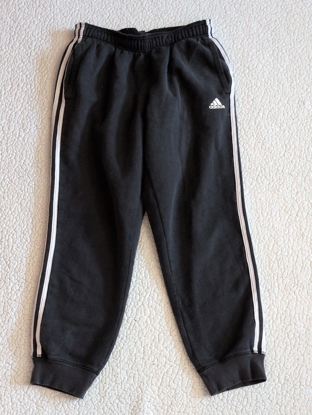 Adidas Athletic Cropped Capri Joggers Style Sweatpants Activewear Side Stripe